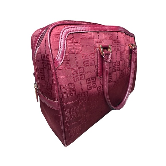 GIVENCHY Rare travel bag - Picture 2 of 16
